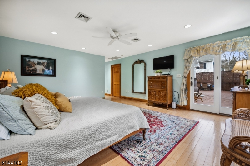 Convent Station - Residential