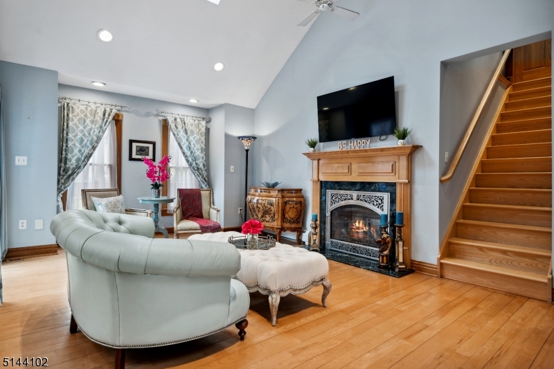 Convent Station - Residential