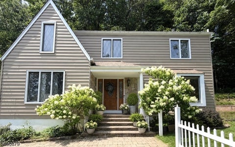 49 Raynor Rd, Morris Twp., NJ 07960 - #: 4053168