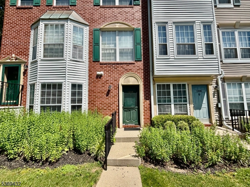 DARLINGTON RIDGE - Residential Lease