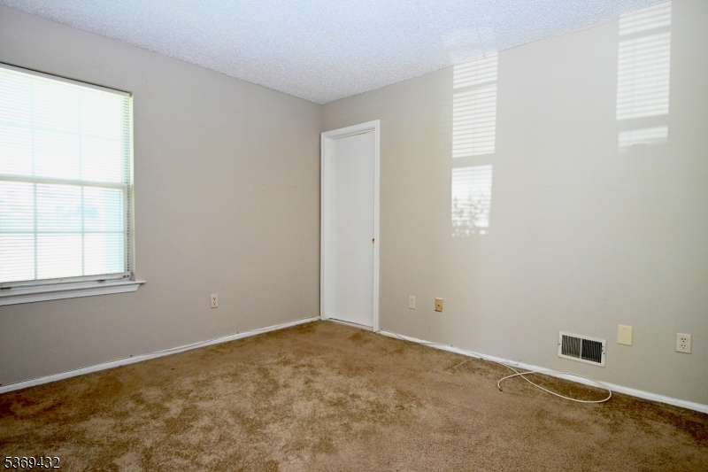 DARLINGTON RIDGE - Residential Lease