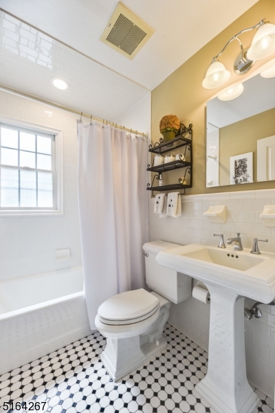 COVENTRY - Residential