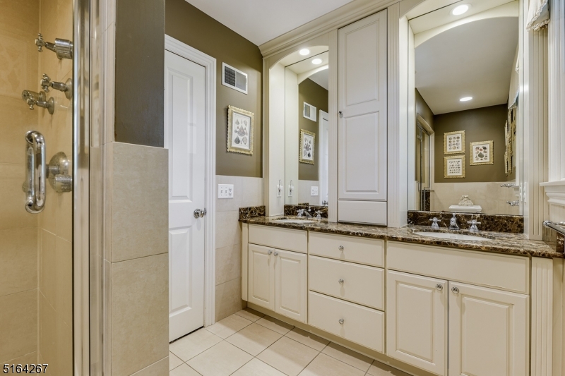 COVENTRY - Residential