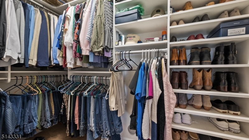 SOMERSET RUN - Residential