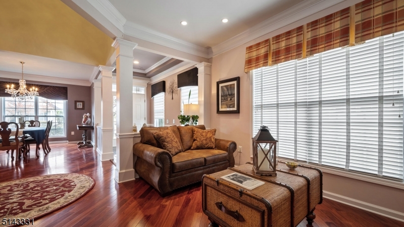 SOMERSET RUN - Residential