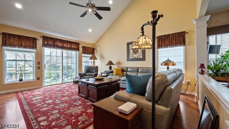 SOMERSET RUN - Residential