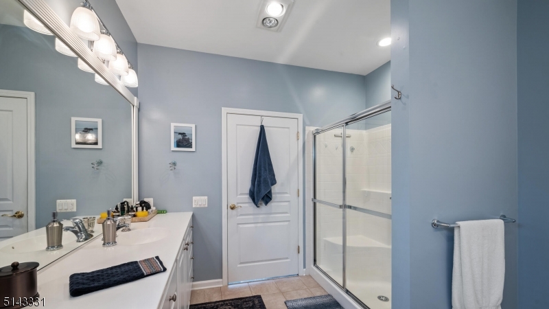 SOMERSET RUN - Residential