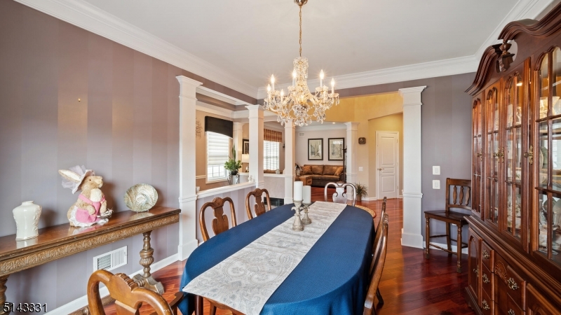 SOMERSET RUN - Residential