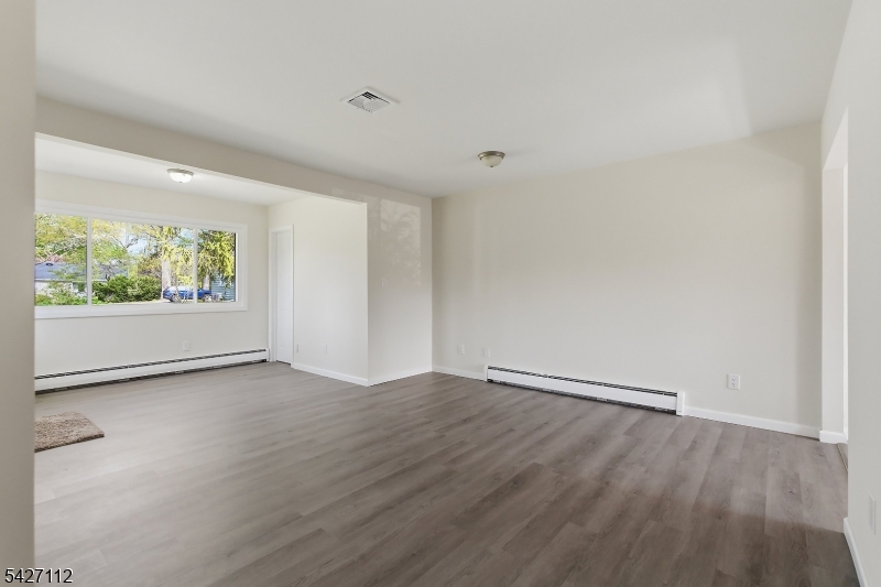 Cedar Glen West - Residential