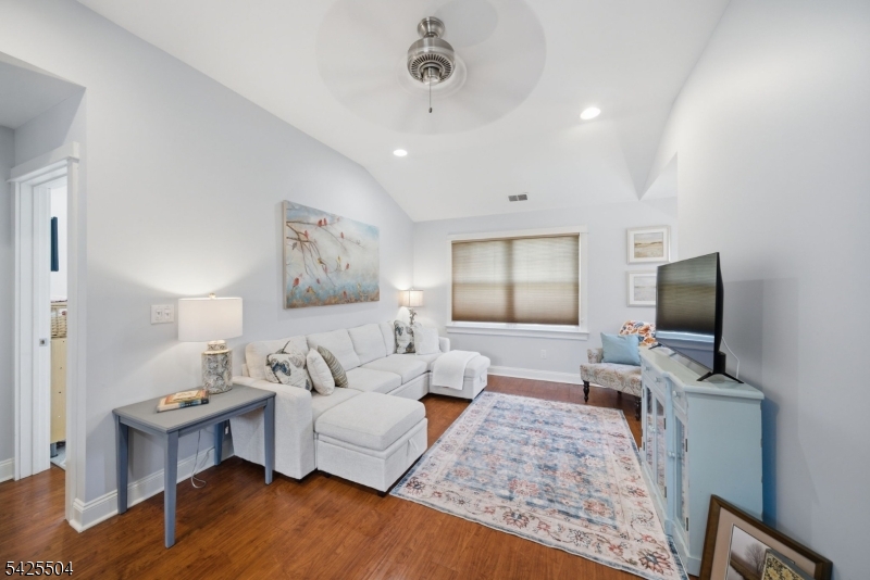 Indian Lake - Residential