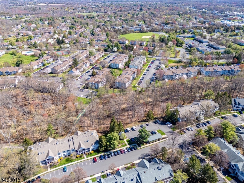 Beacon Hill at Somerset - Residential