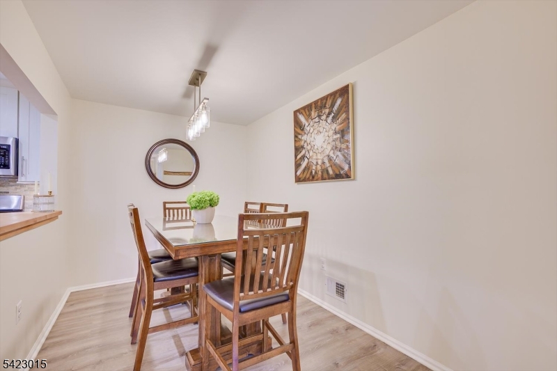 Beacon Hill at Somerset - Residential