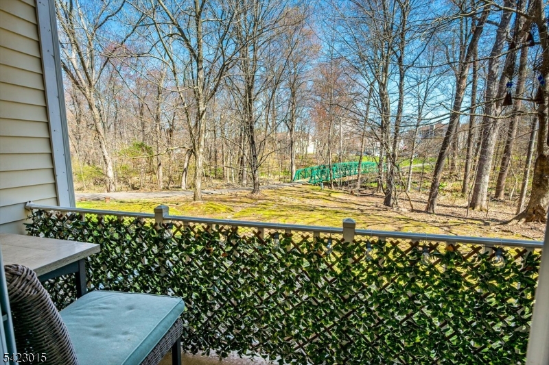 Beacon Hill at Somerset - Residential