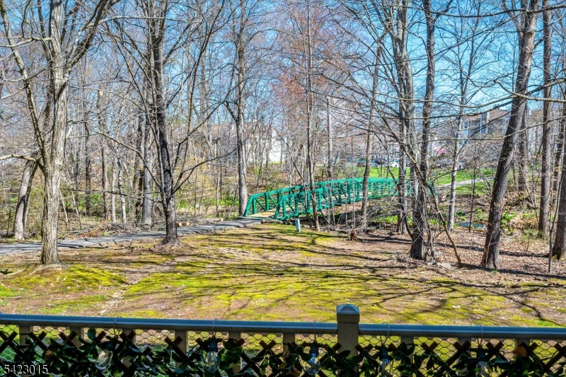 Beacon Hill at Somerset - Residential