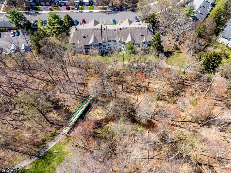 Beacon Hill at Somerset - Residential