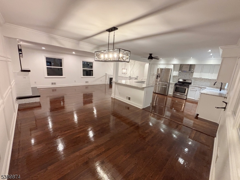 Englishtown - Residential