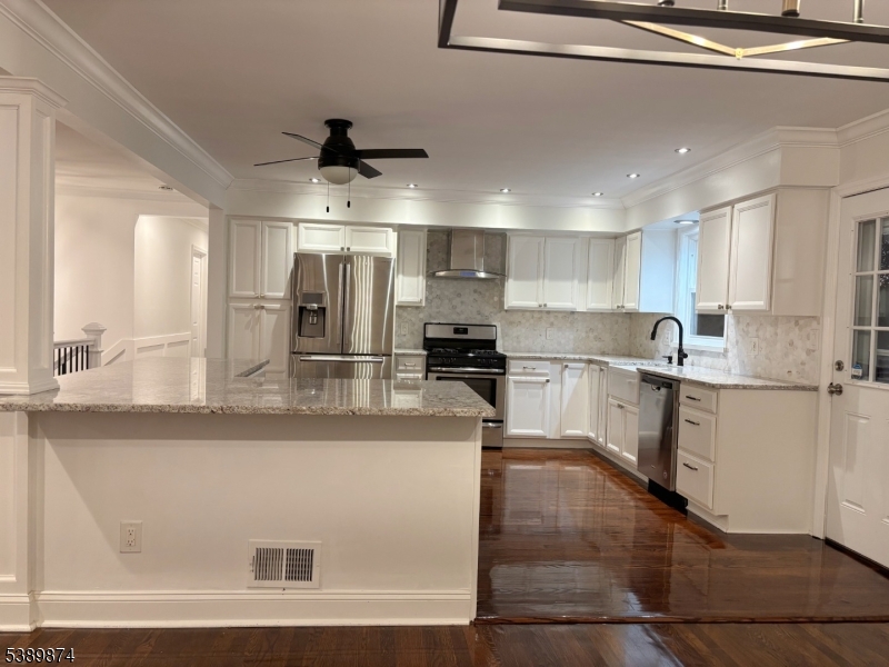 Englishtown - Residential