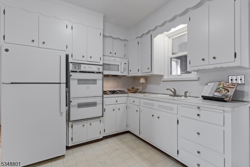 Murray Hill - Residential