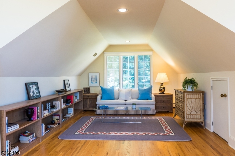 Kips Ridge - Residential