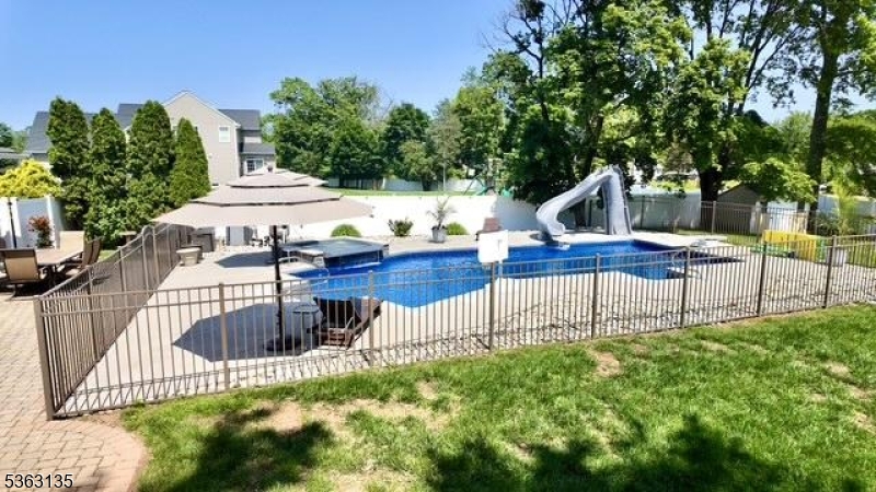 Franklin Twp., New Jersey 08873, United States, 3 Bedrooms Bedrooms, ,3 BathroomsBathrooms,Residential,Active,146899