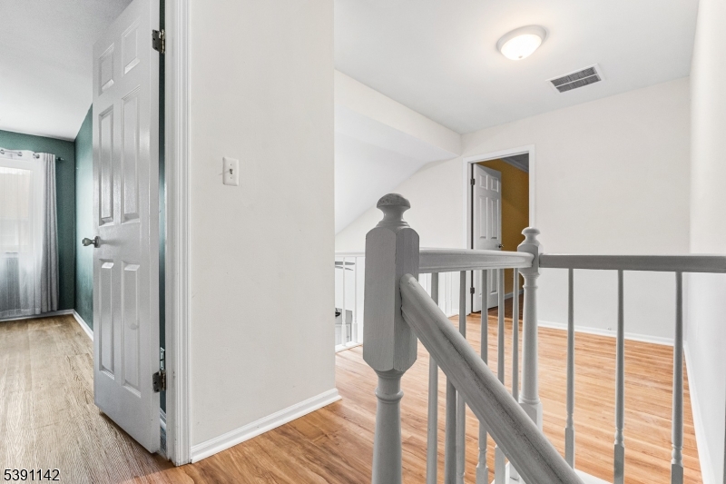 QUAILBROOK VILLAS END - Residential