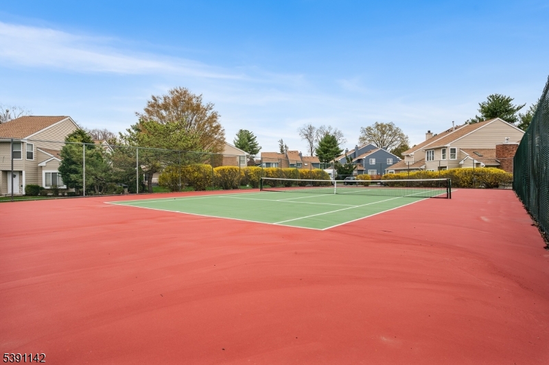 QUAILBROOK VILLAS END - Residential