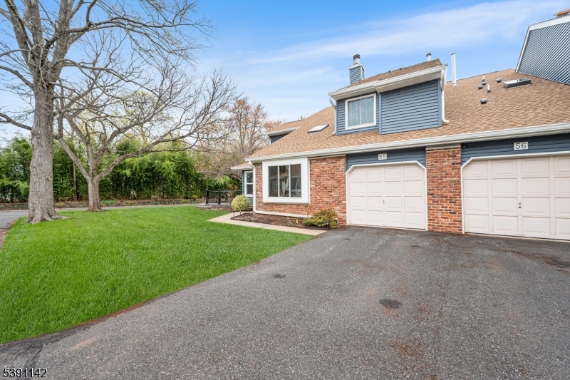 QUAILBROOK VILLAS END - Residential