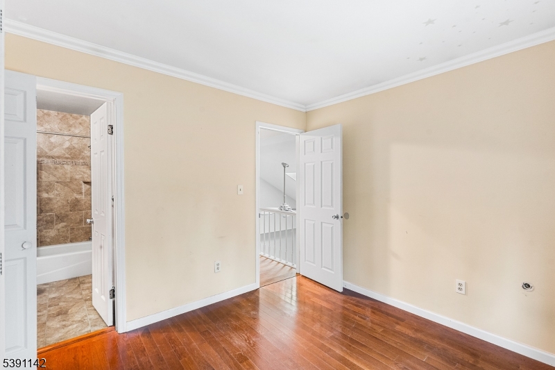 QUAILBROOK VILLAS END - Residential