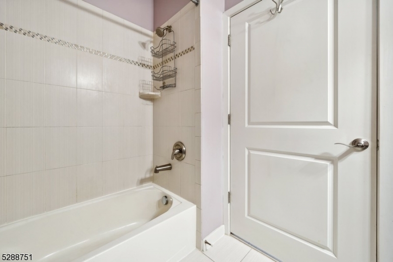 Crescent Ct Condominiums - Residential