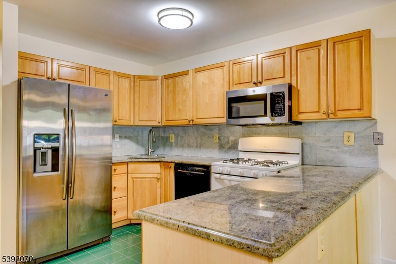 Berkeley Square - Residential