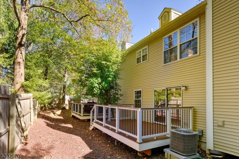 Berkeley Square - Residential