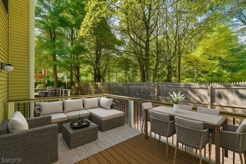 Berkeley Square - Residential