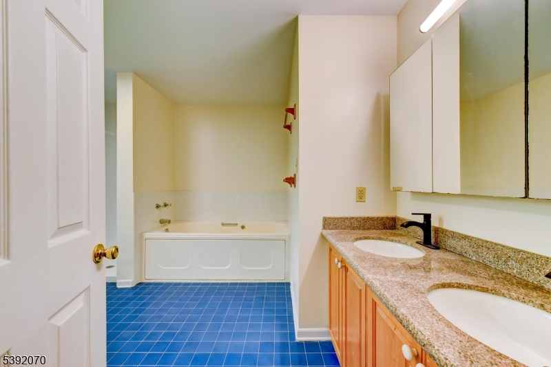 Berkeley Square - Residential