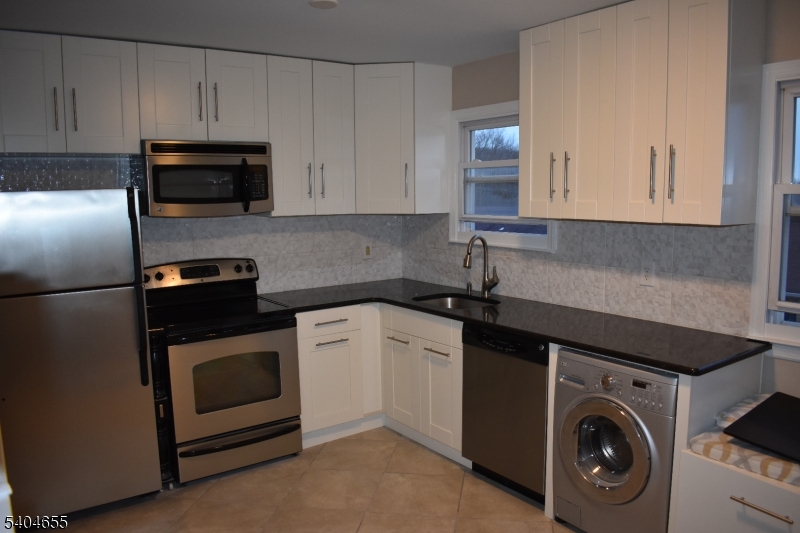 Mountainview Manor - Residential Lease