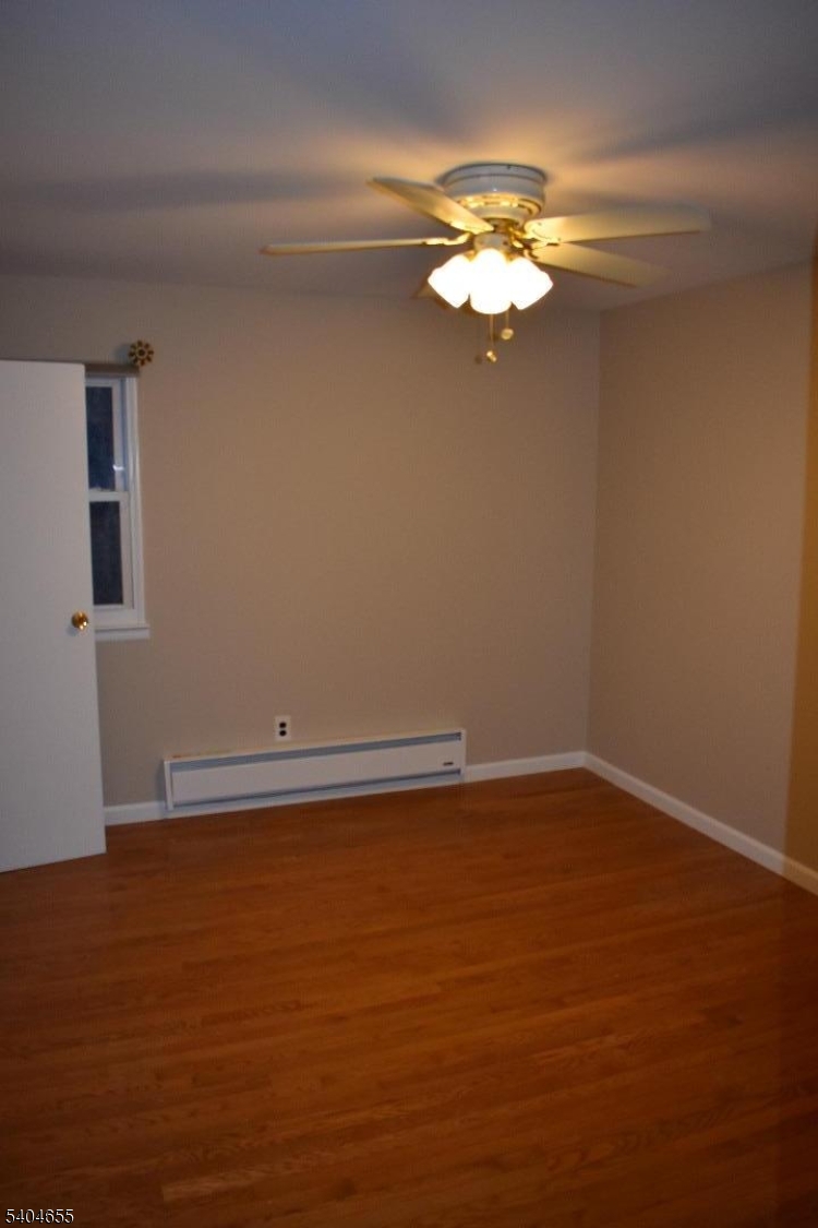 Mountainview Manor - Residential Lease