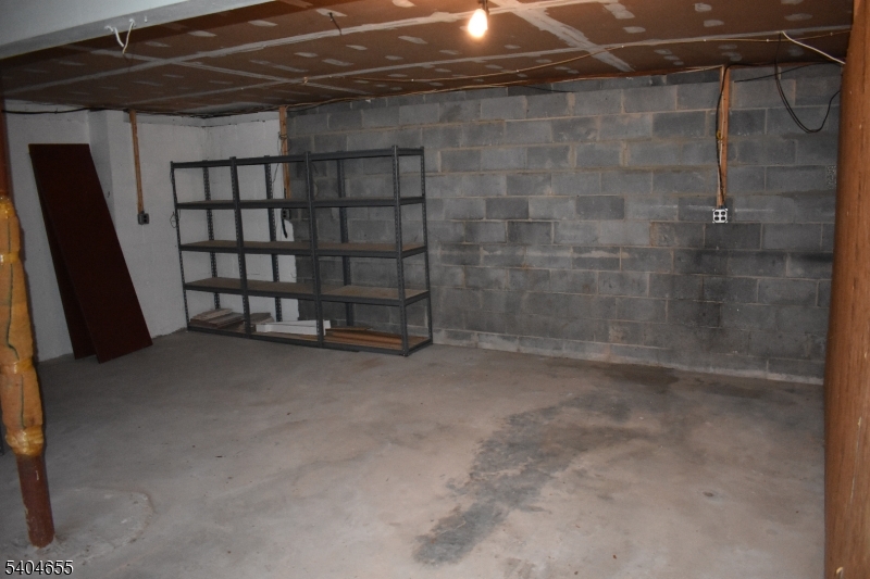 Mountainview Manor - Residential Lease