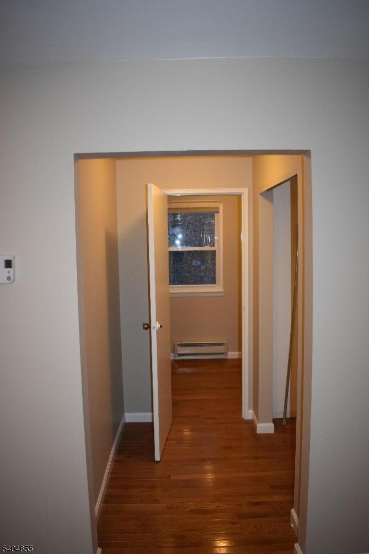 Mountainview Manor - Residential Lease