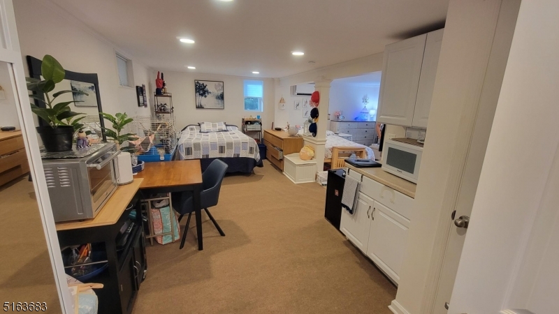 LAKE HIAWATHA - Residential