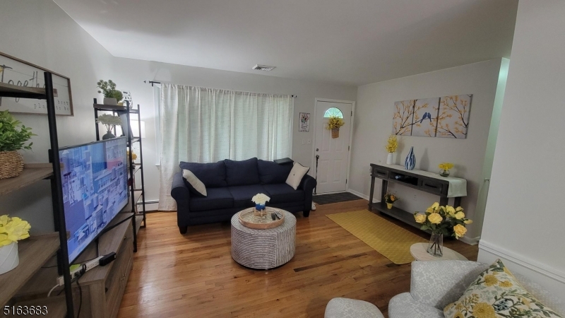 LAKE HIAWATHA - Residential