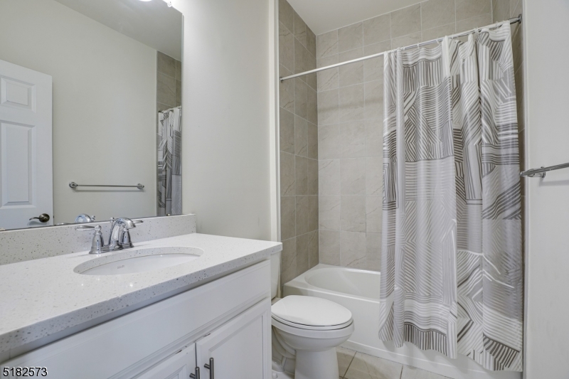 Livingston Square - Residential Lease