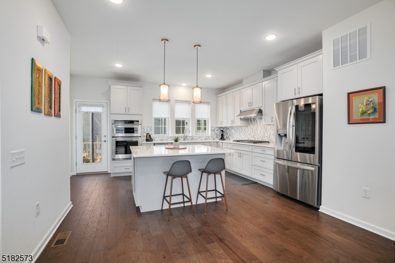 Livingston Square - Residential Lease