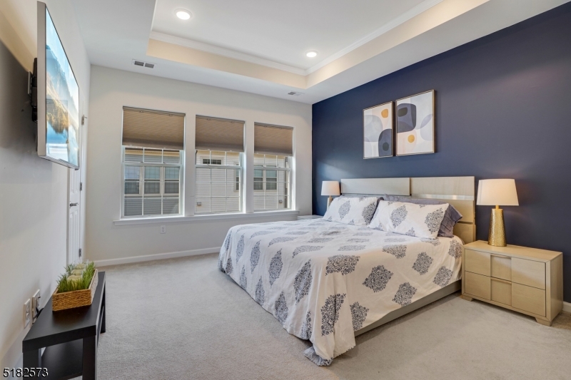 Livingston Square - Residential Lease