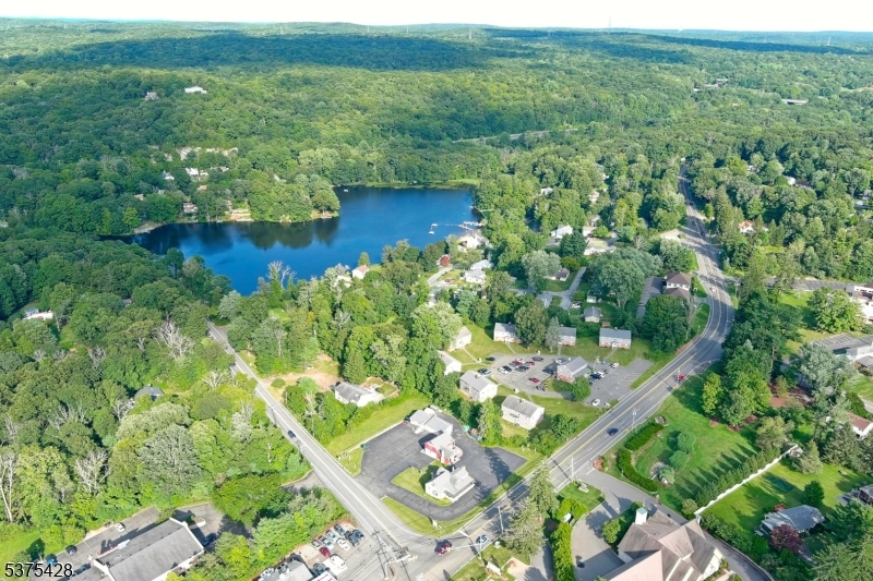 Sparta Cobbler Commons - Commercial Lease