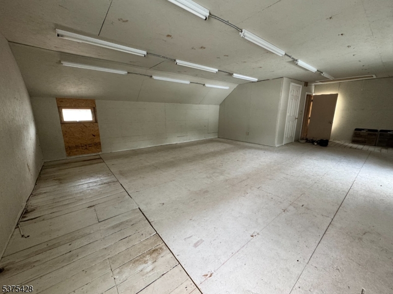 Sparta Cobbler Commons - Commercial Lease