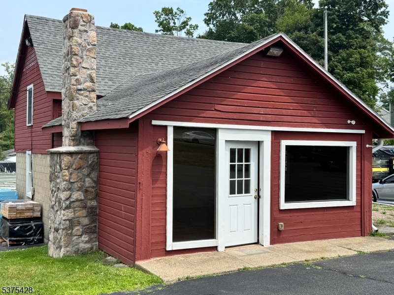 Sparta Cobbler Commons - Commercial Lease