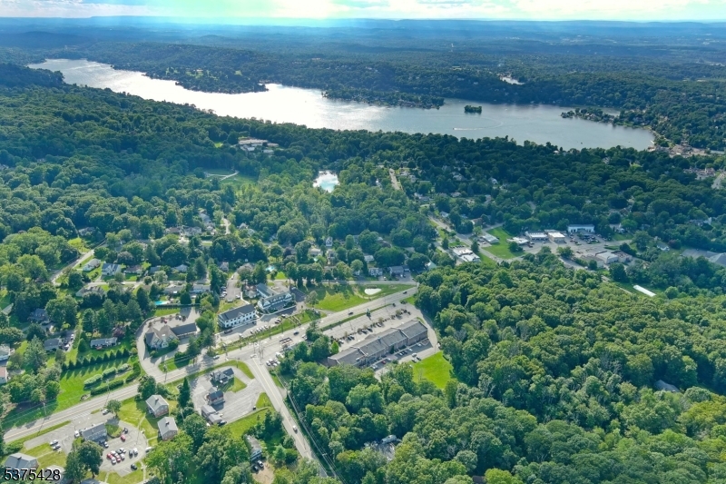 Sparta Cobbler Commons - Commercial Lease