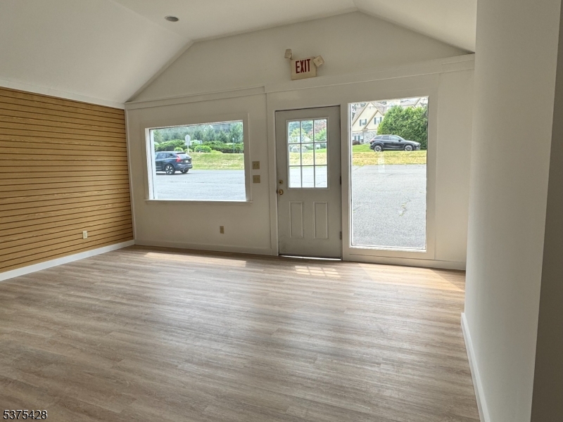 Sparta Cobbler Commons - Commercial Lease