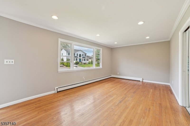 18 Nokomis Ave