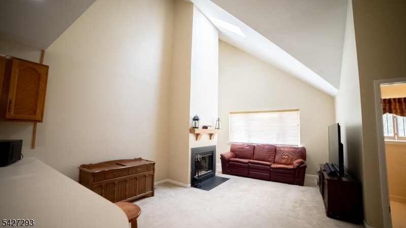 Falcon Ridge - Residential