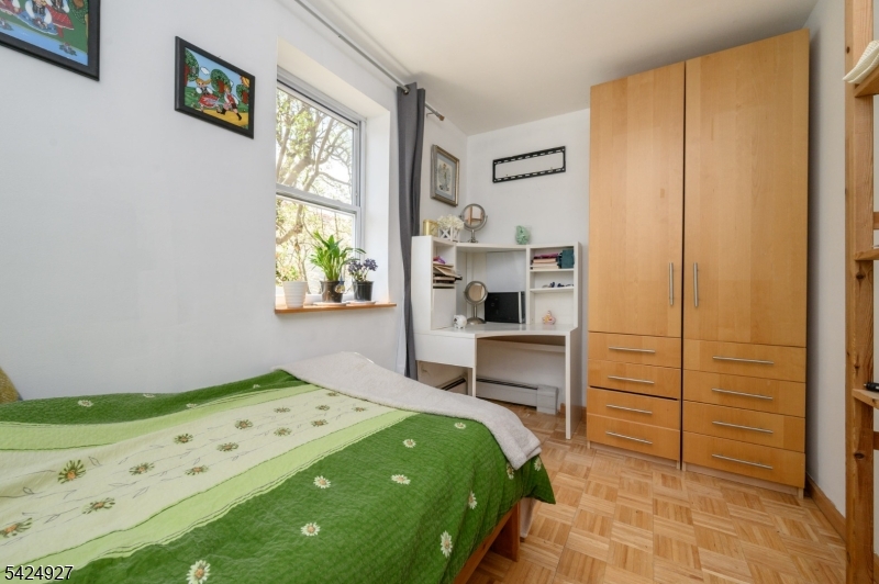 Linden City - Residential Income